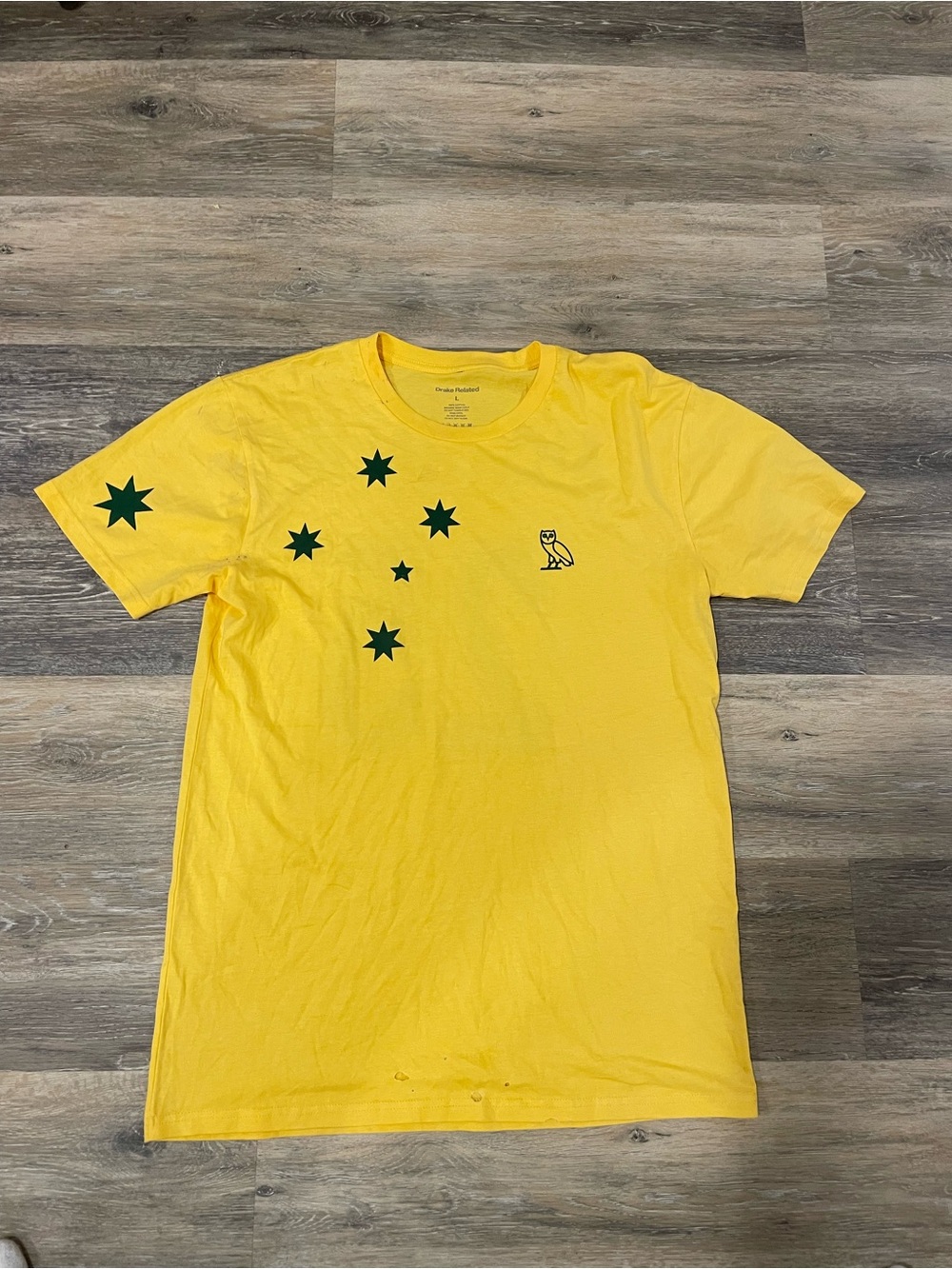 Yellow star ovo Men's T-Shirt